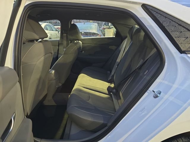 New 2026 White Hyundai SEL Sport image 21