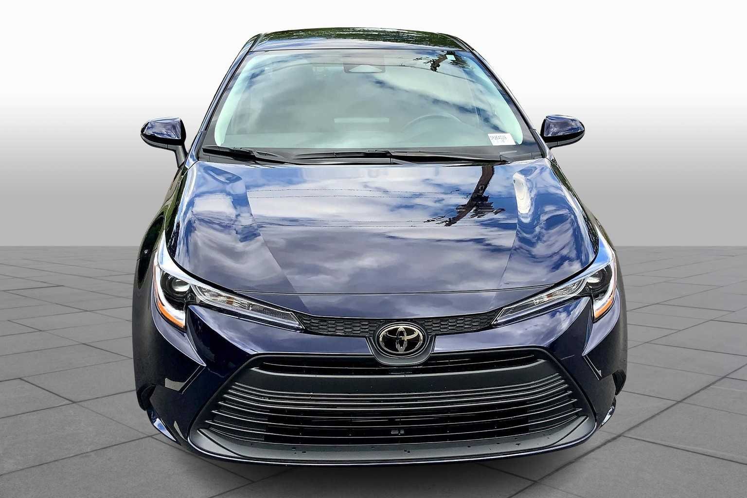 Used 2025 Blueprint Toyota LE image 3