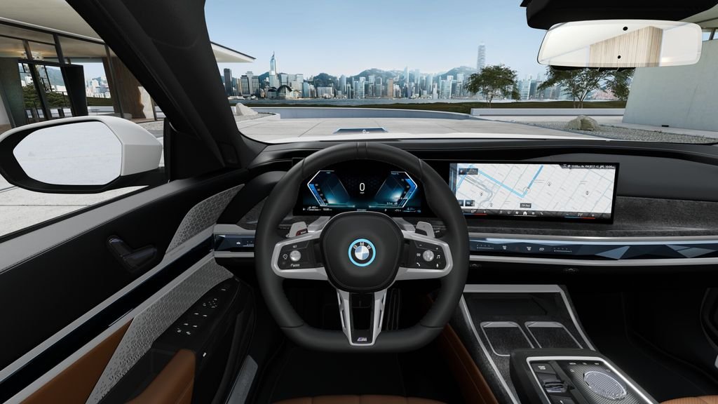 New 2026 Mineral White Metallic BMW 750e xDrive image 38