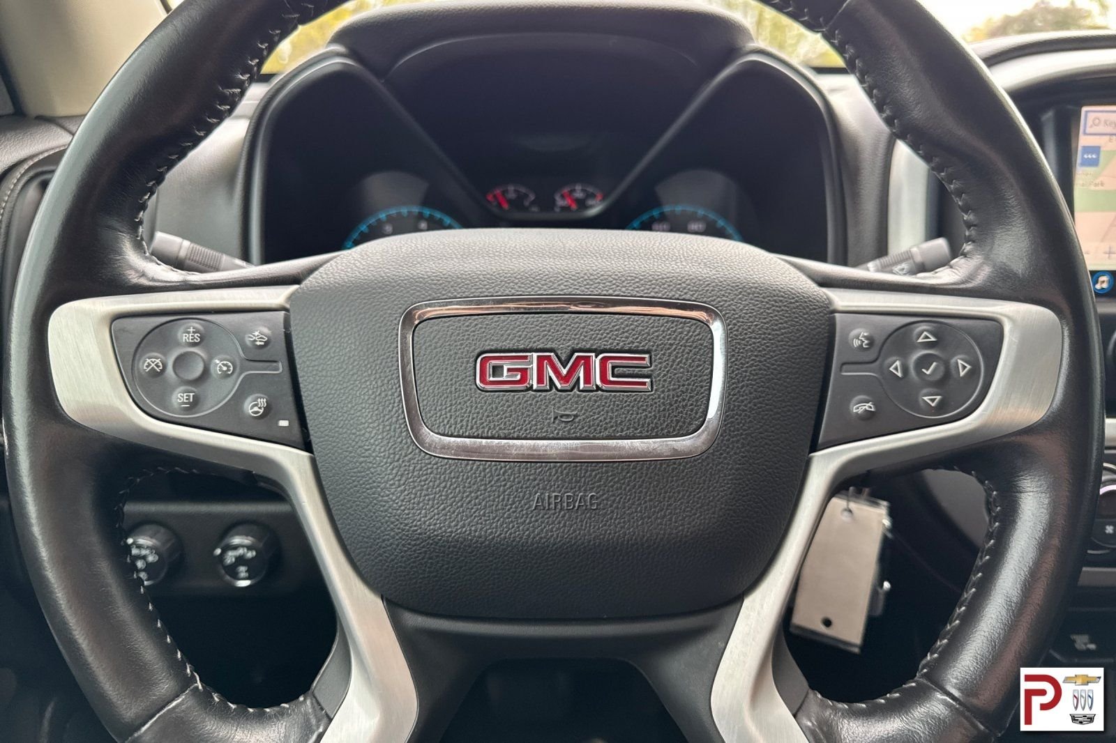 Used 2020 Black GMC SLT image 24