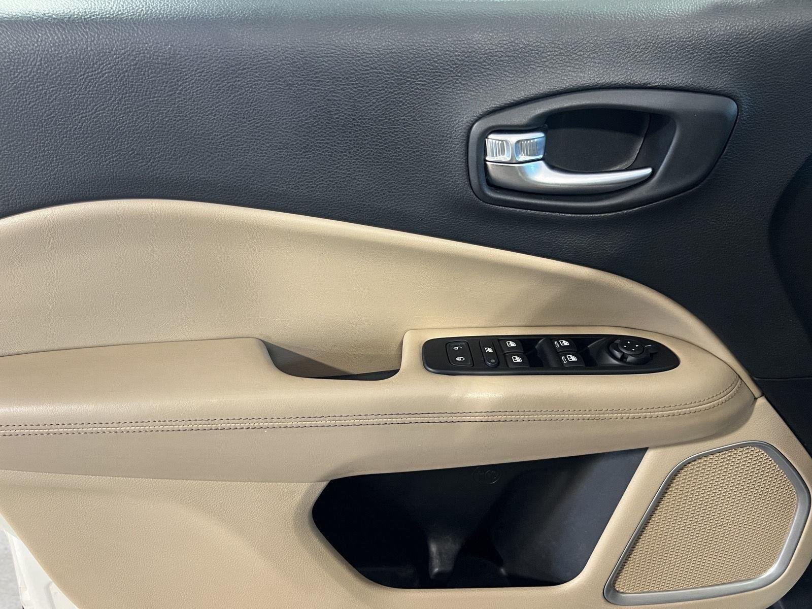 Used 2018 White Clearcoat Jeep Sport image 16