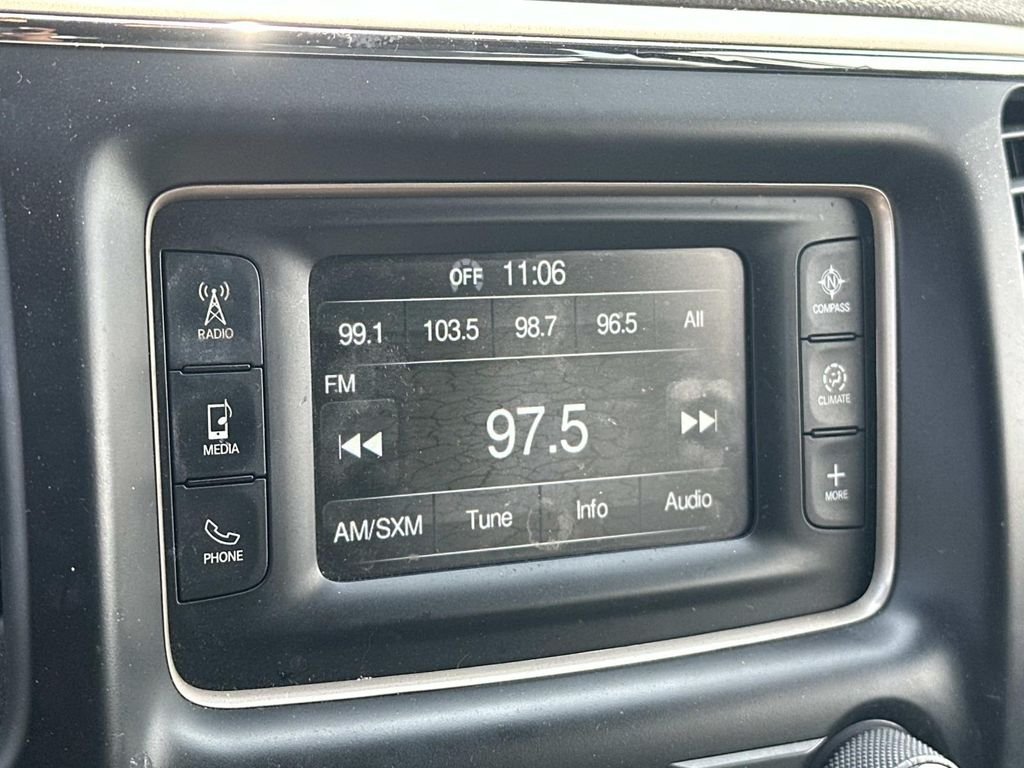 Used 2015 White/off-white Jeep Laredo image 3