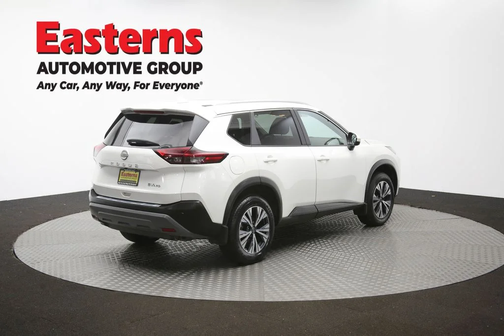 Used 2023 White Nissan SV image 41