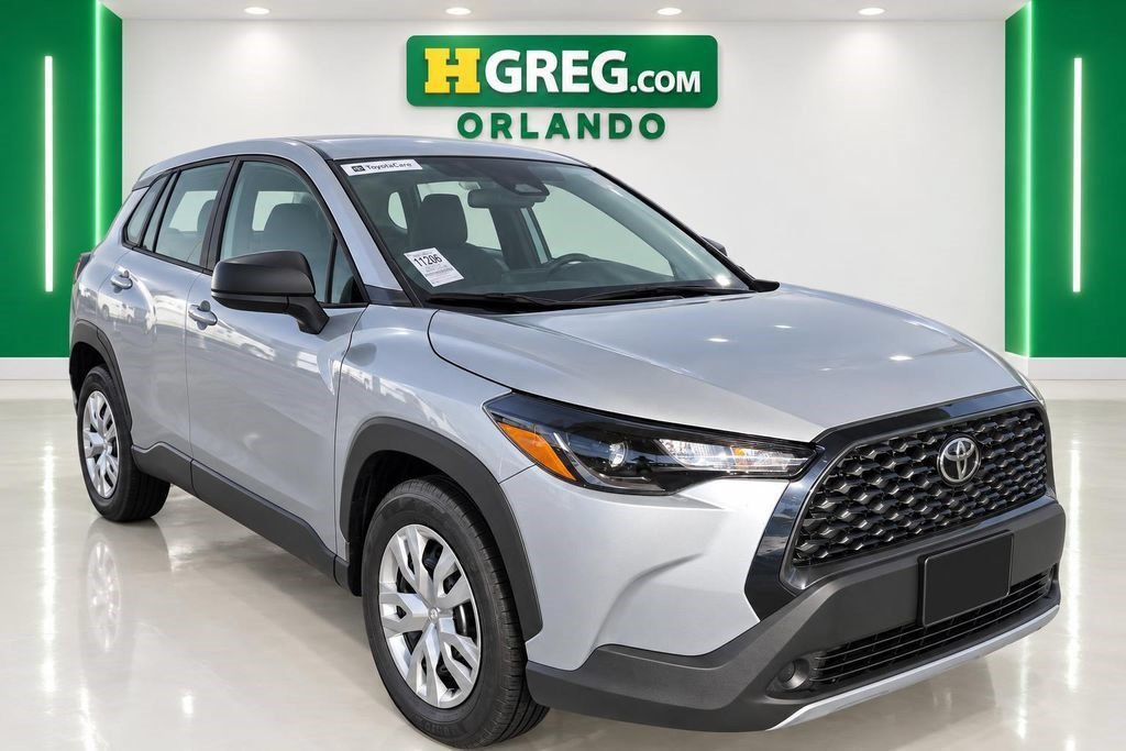 Used 2025 Sonic Silver Toyota L image 3