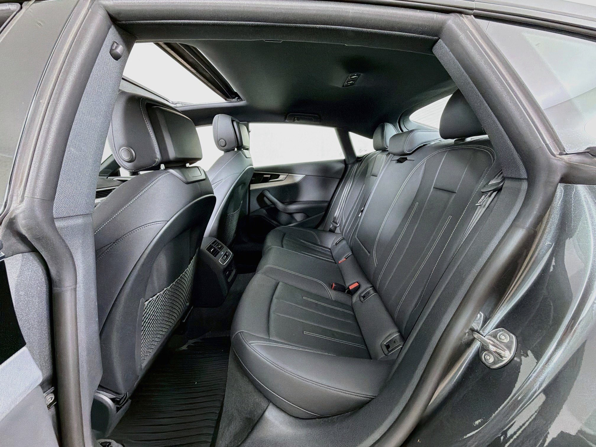 Used 2024 Daytona Gray Pearl Effect Audi S line Premium Plus image 26