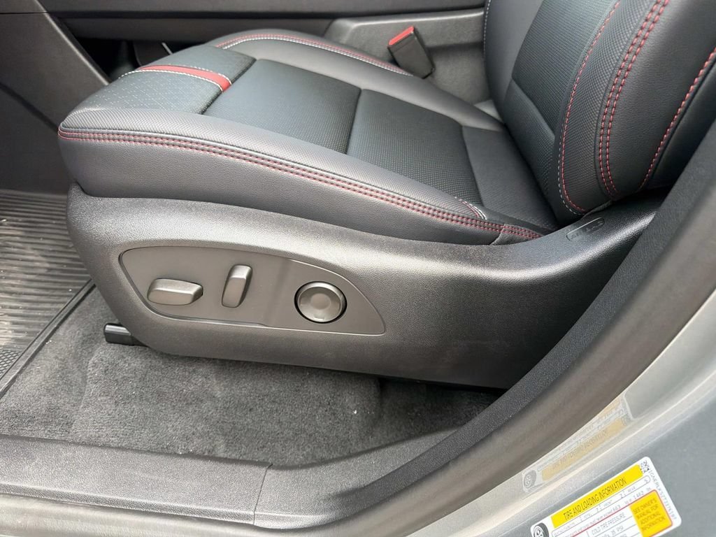 2026 Chevrolet Traverse RS - Photo 19