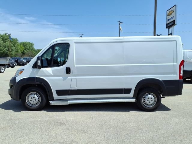 Used 2025  Ram Tradesman image 3