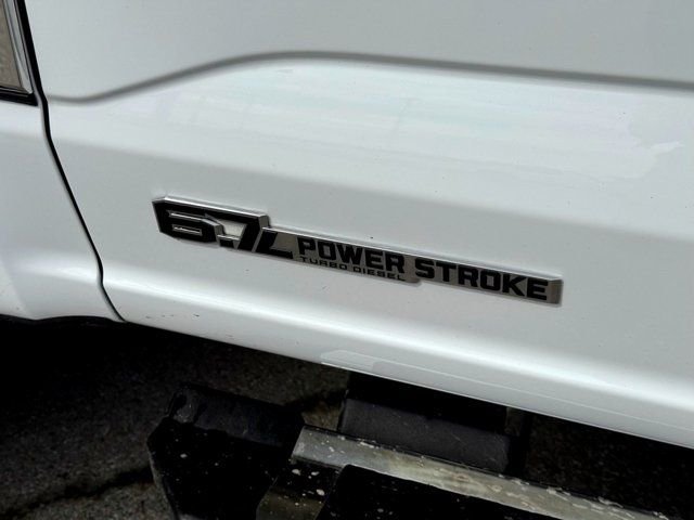 Used 2026 White Ford Lariat image 3
