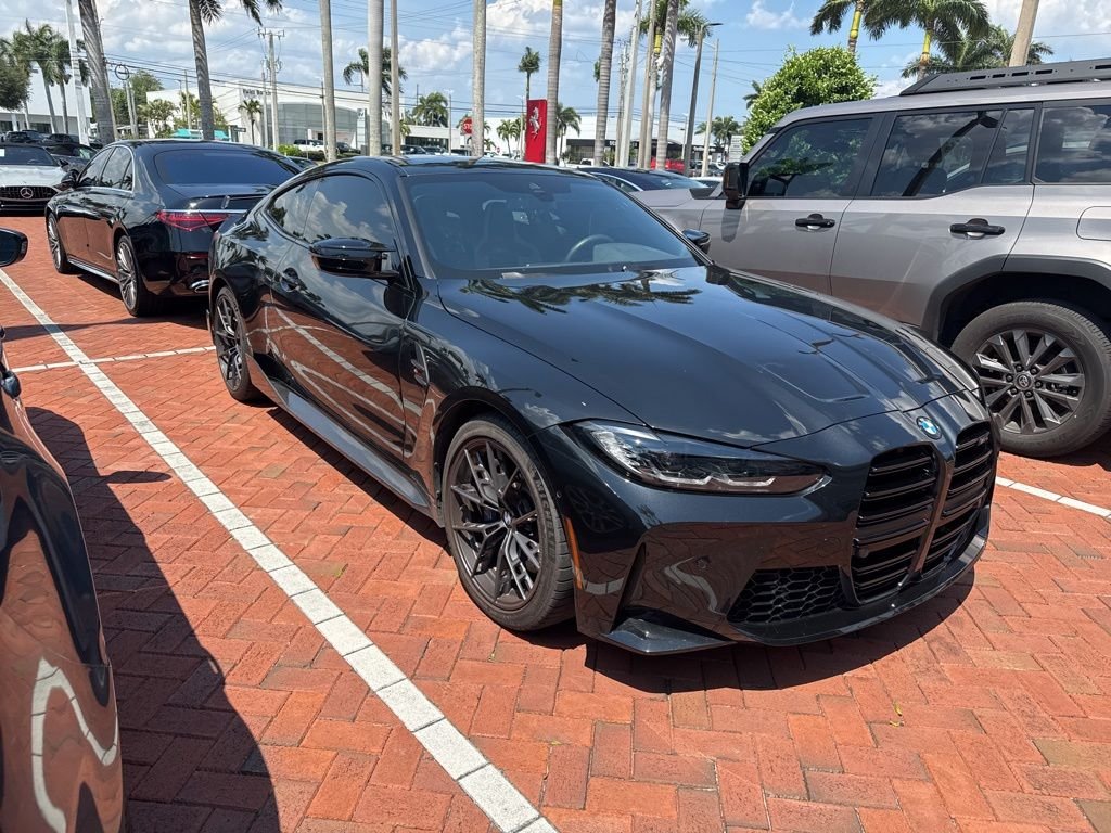 2023 BMW M4 -'s photo