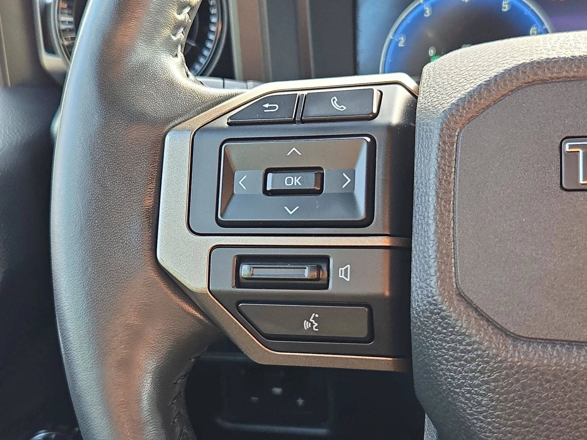 Used 2024 Underground Toyota Base image 17