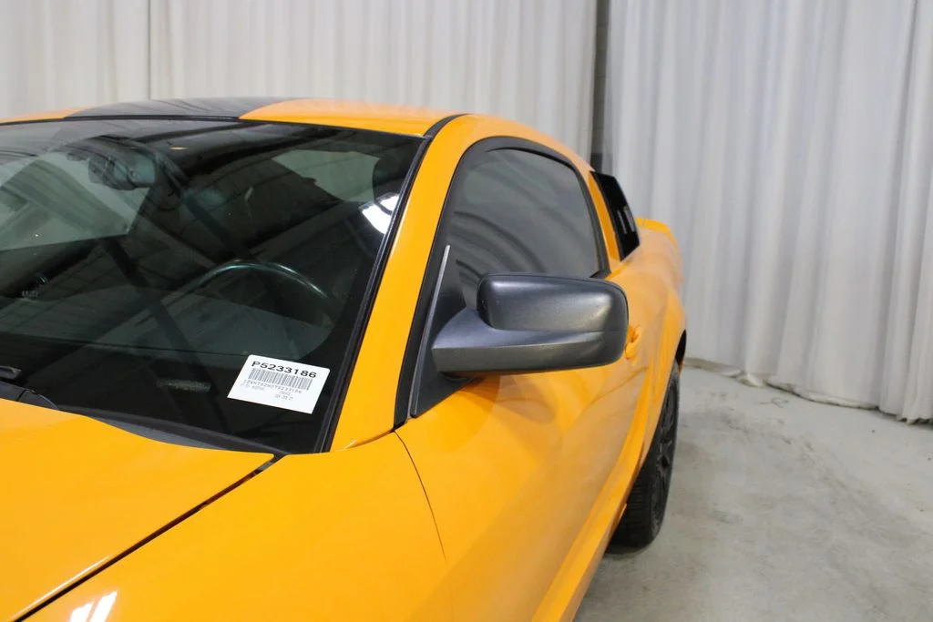 Used 2007 Orange Ford  image 32