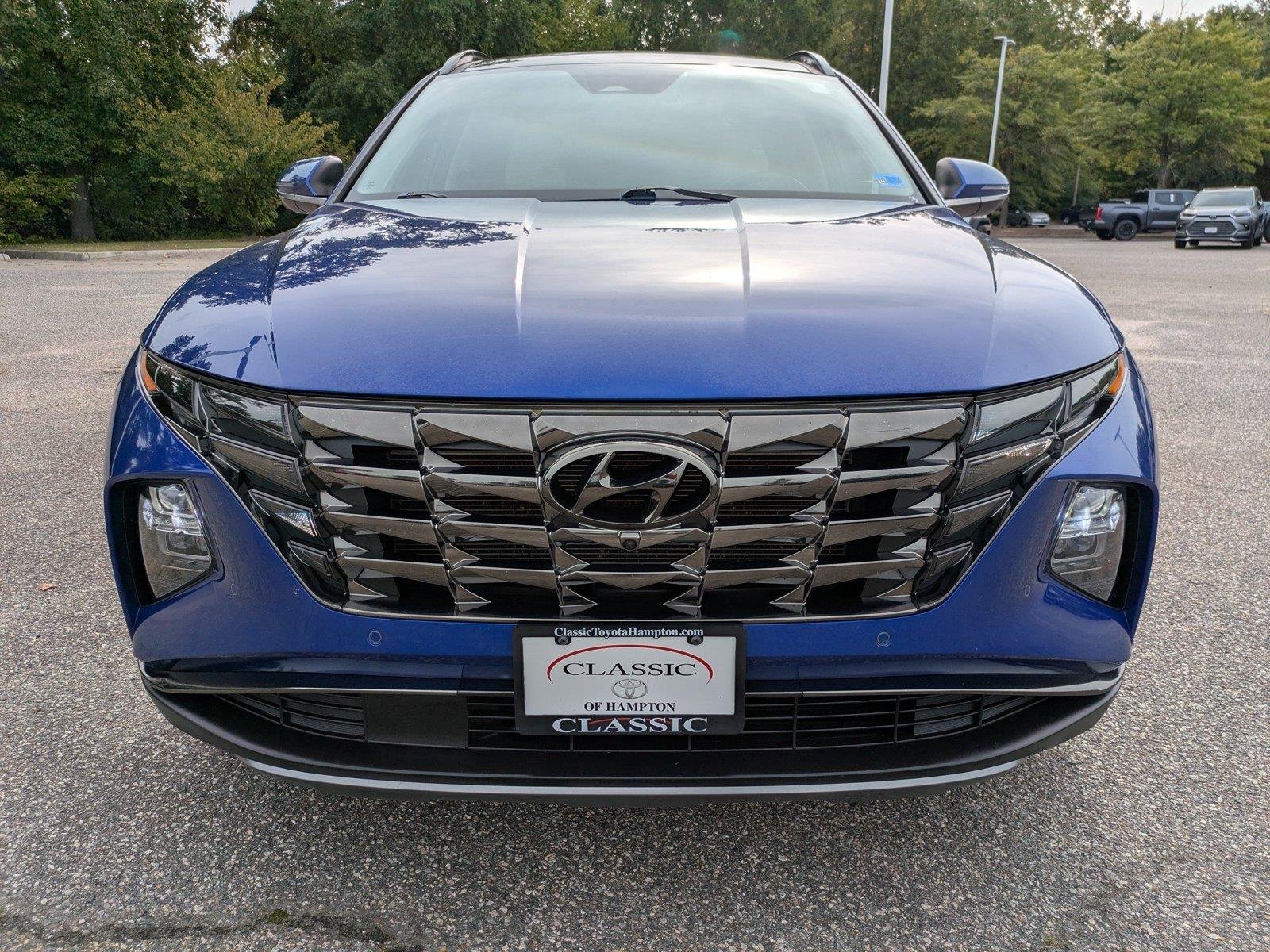 Used 2022 Intense Blue Hyundai Limited image 9