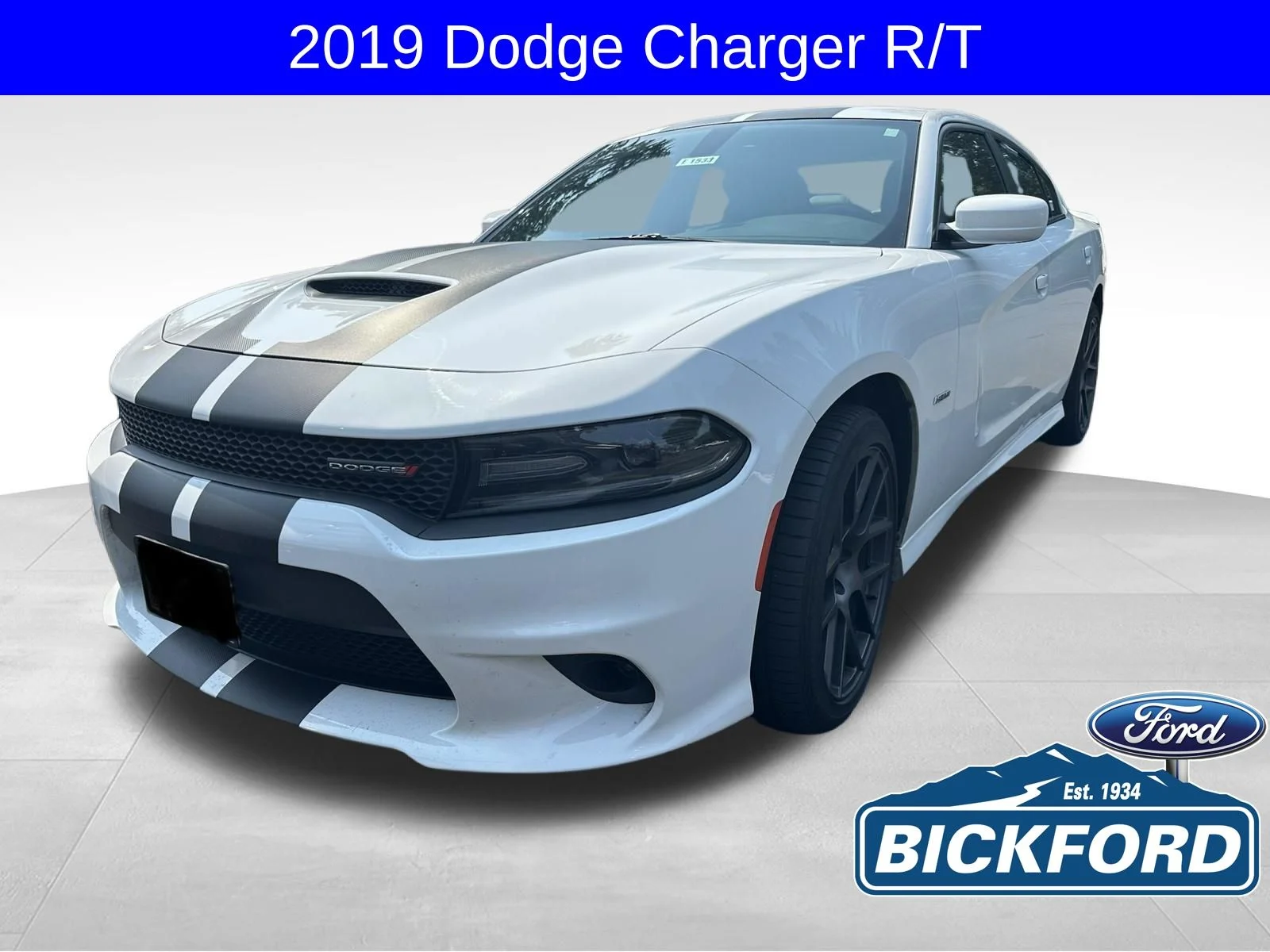 Used 2019 White Dodge R/T image 1