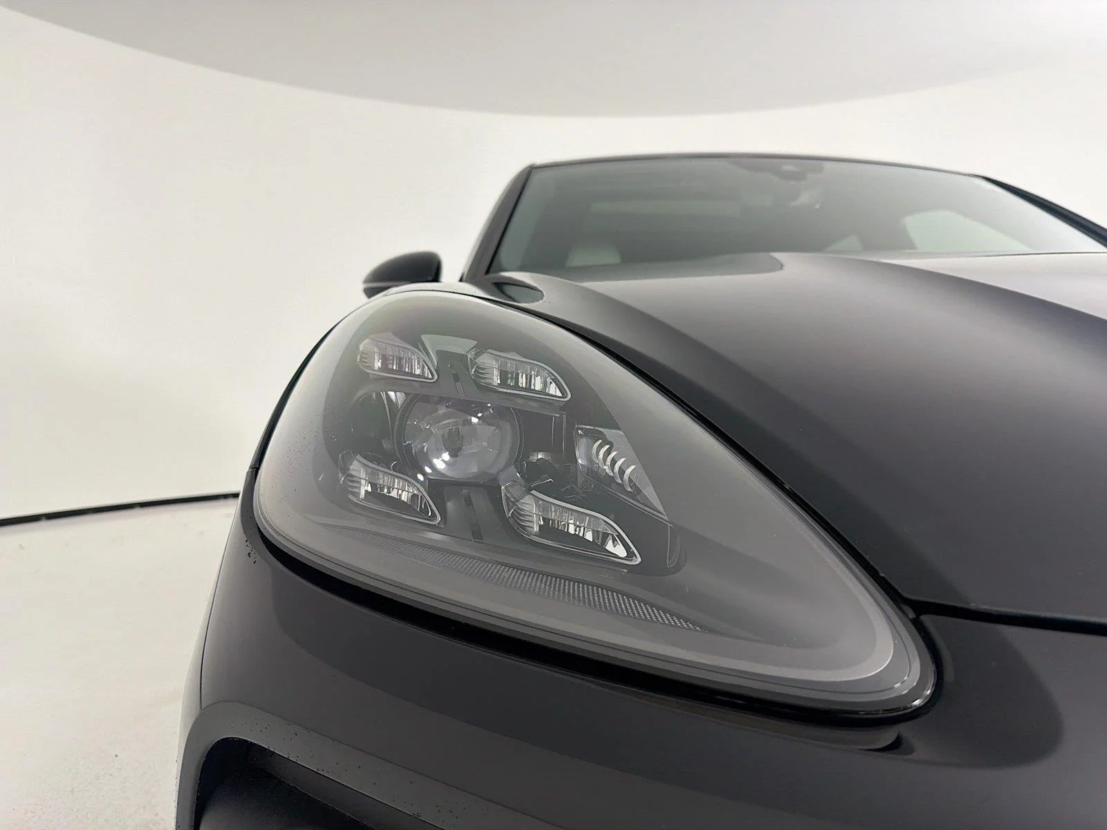 2022 Porsche Cayenne Platinum Edition - Photo 31