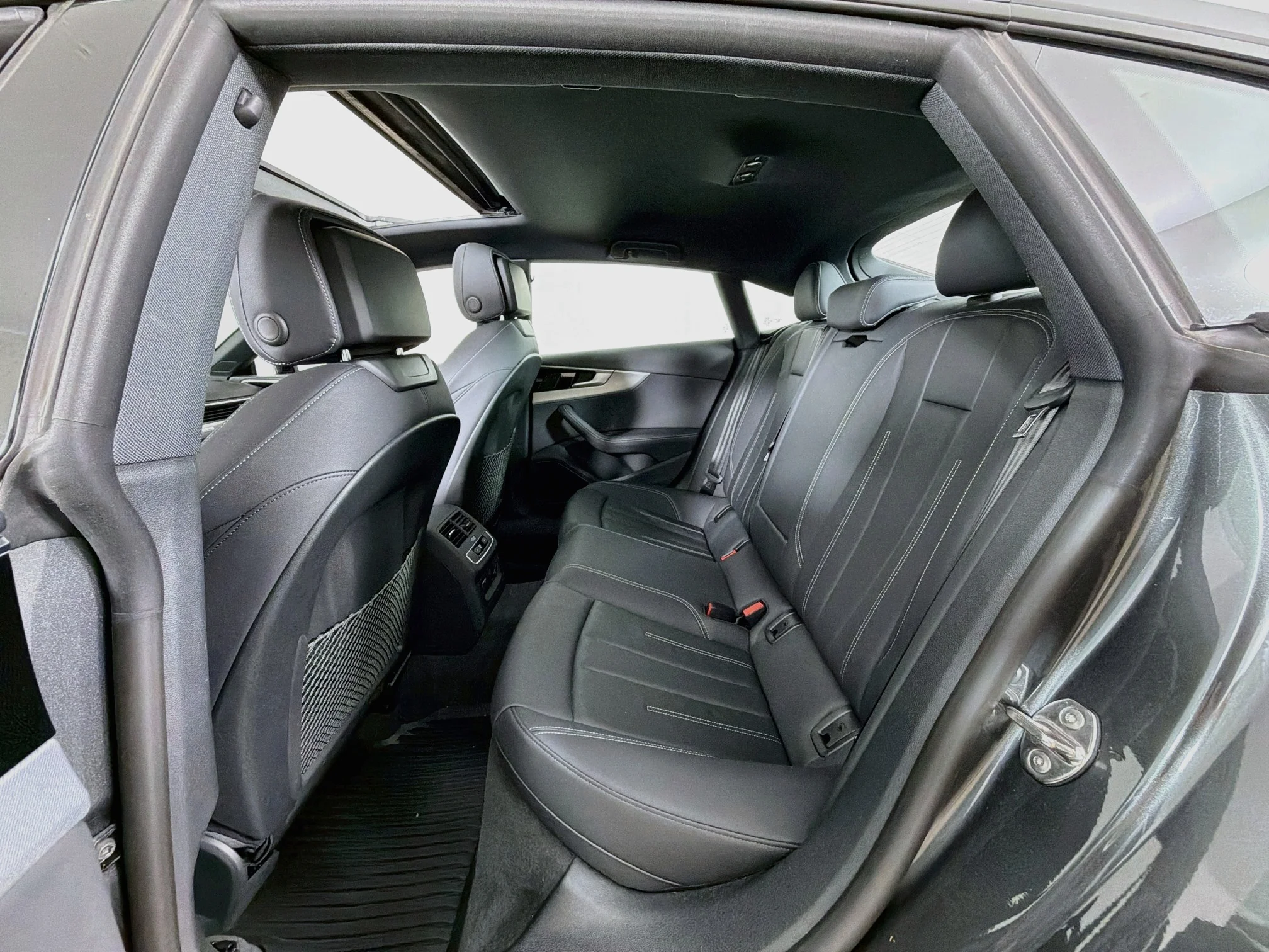 Used 2024 Daytona Gray Pearl Effect Audi S line Premium Plus image 26