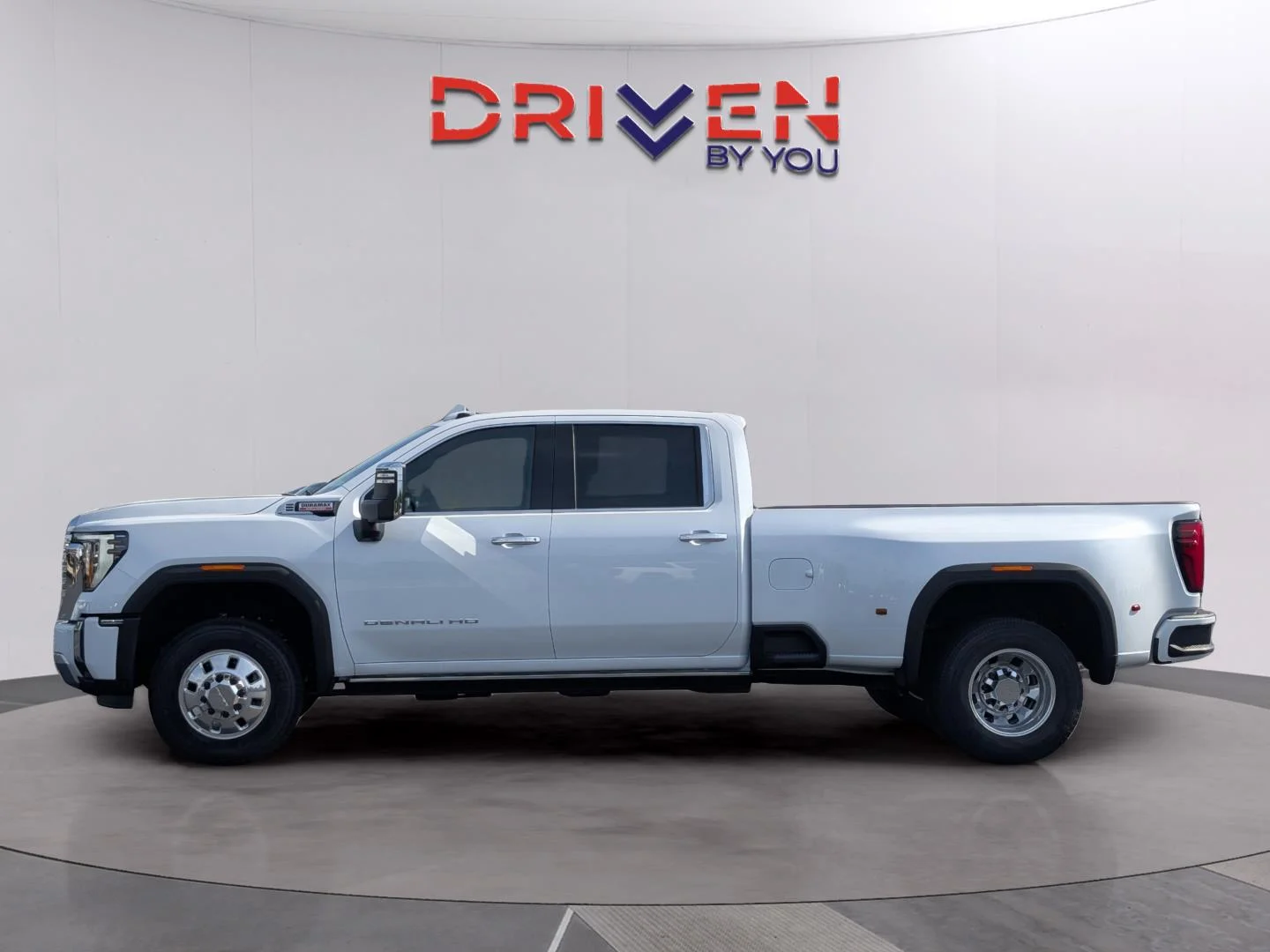 New 2026 Glacier White Tricoat GMC Denali DRW image 2