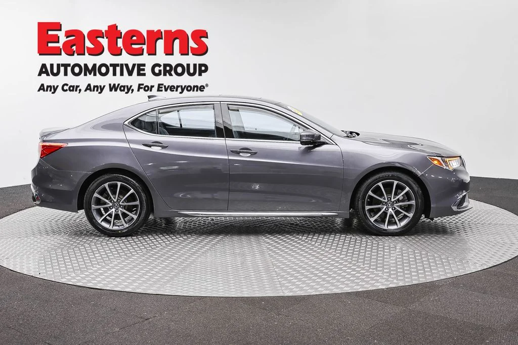 Used 2018 Gray Acura 3.5L V6 image 4