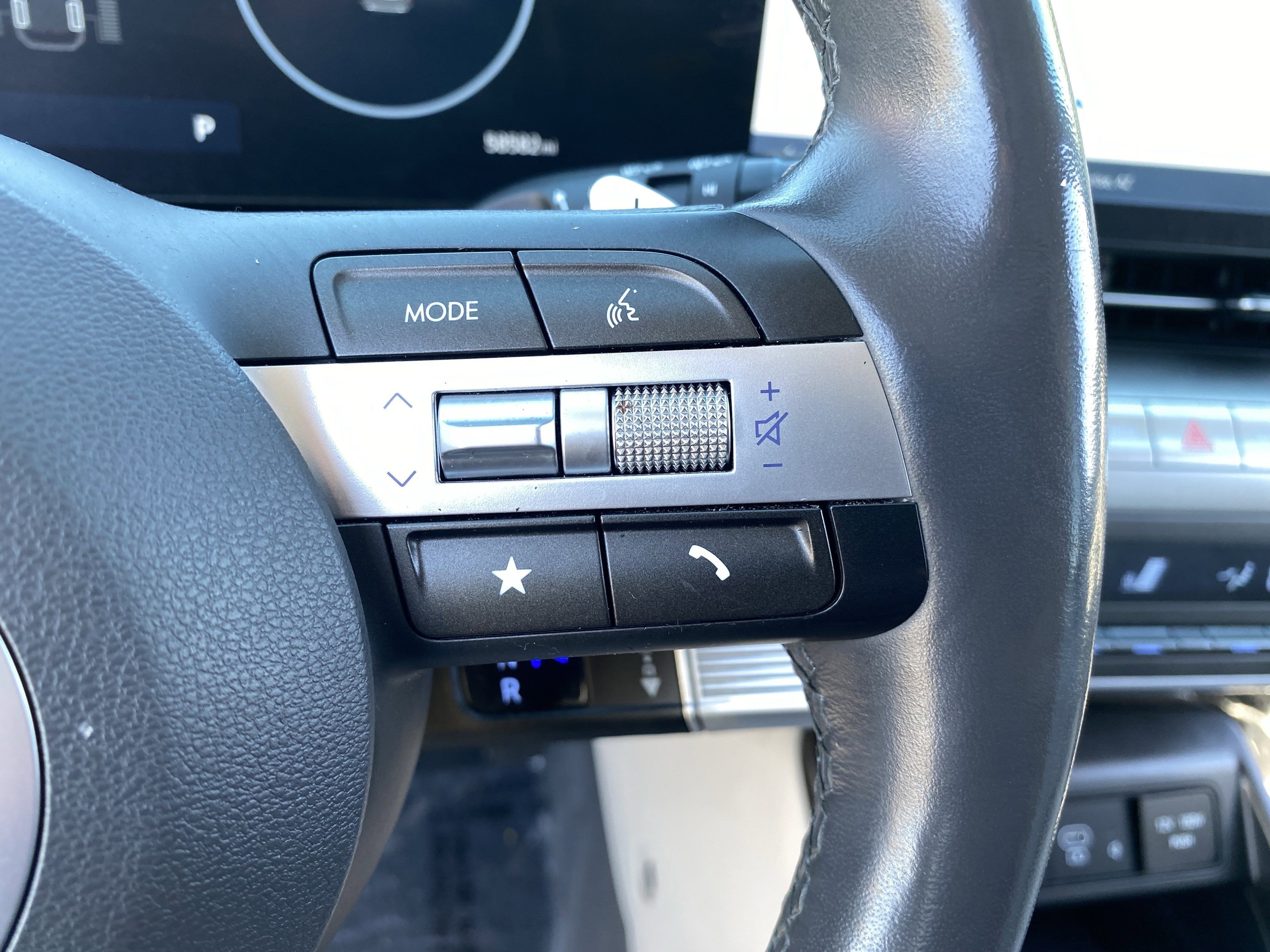 2024 Hyundai Kona Limited - Photo 29
