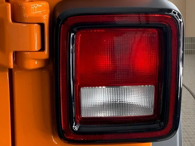 2025 Jeep Wrangler 4-Door Sport S - Photo 13