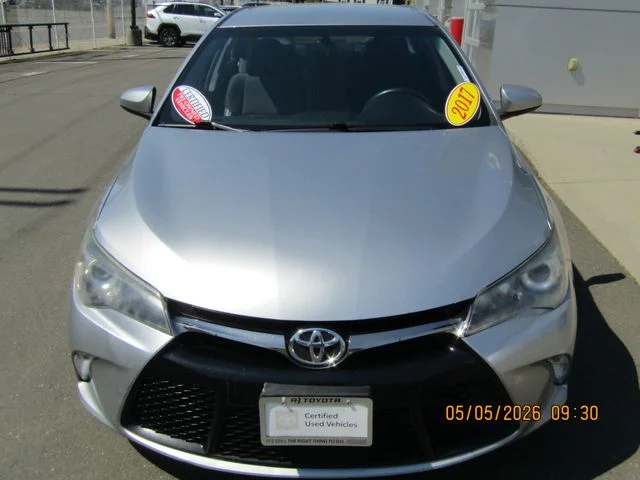Used 2017 Toyota Camry SE with VIN 4T1BF1FK1HU403801 for sale in New Haven, CT