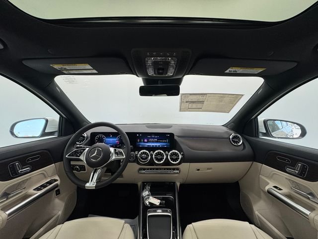 New 2026 Polar White Mercedes-Benz GLA 250 image 23