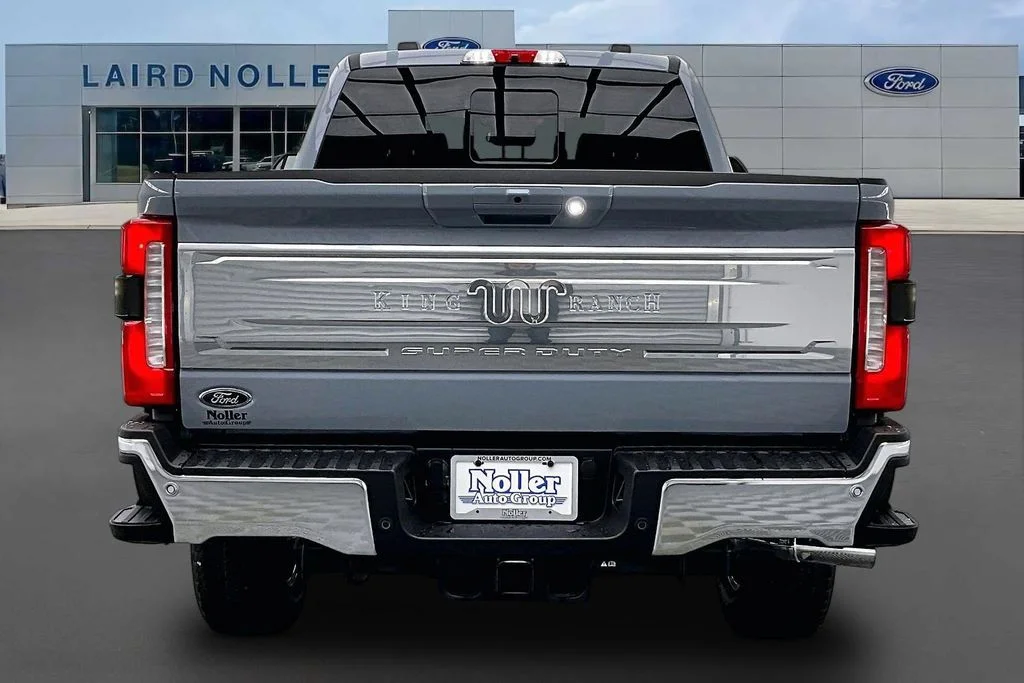 New 2026 Glacier Gray Metallic Tri-Coat Ford F-350® King Ranch® image 4