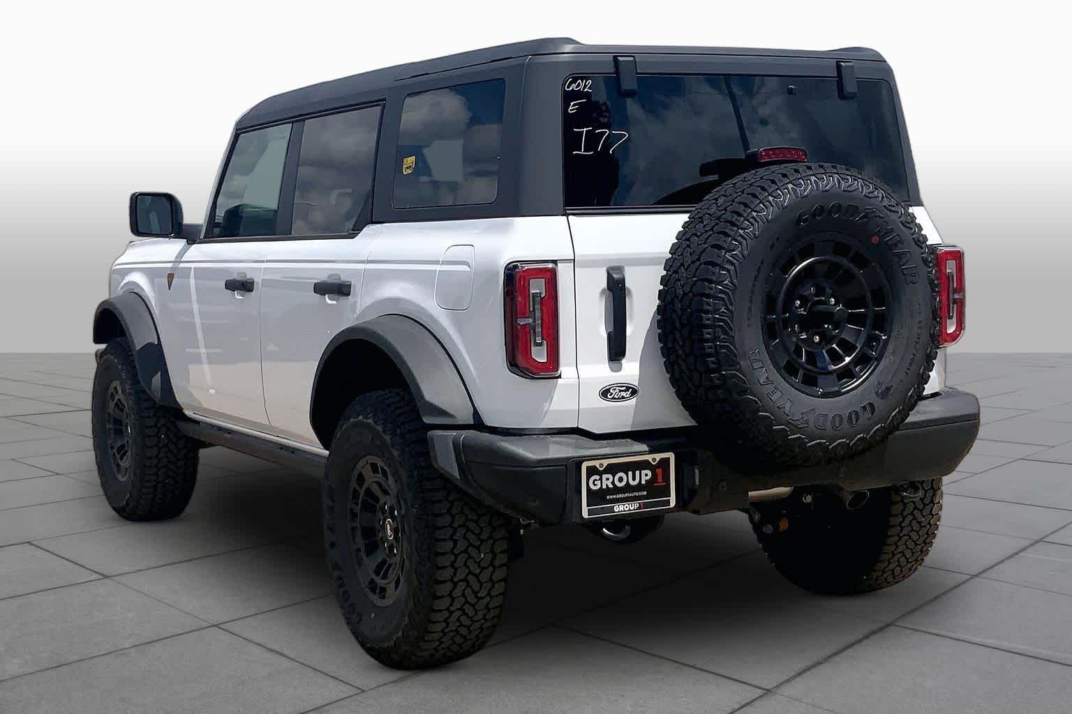 New 2026 Oxford White Ford Badlands® image 12
