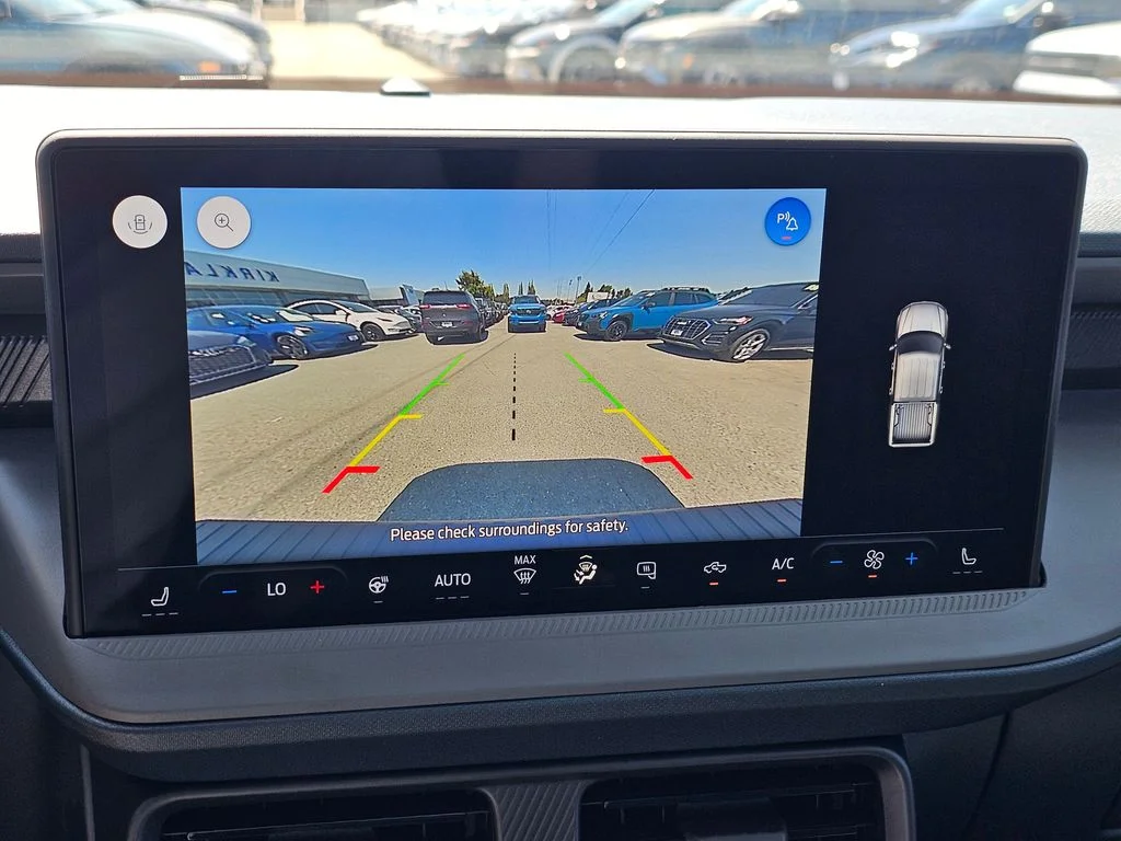 New 2025 White Ford XLT image 30
