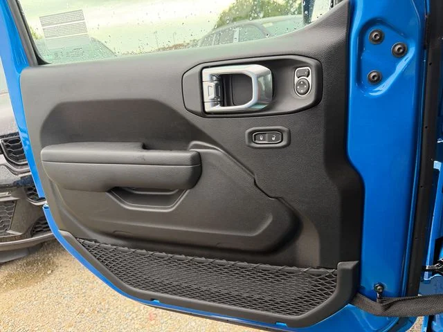New 2026 Hydro Blue Pearl-Coat Exterior Paint Jeep Willys image 15
