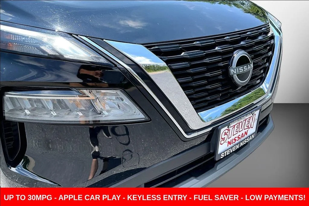 Used 2023 Black Nissan SV image 31