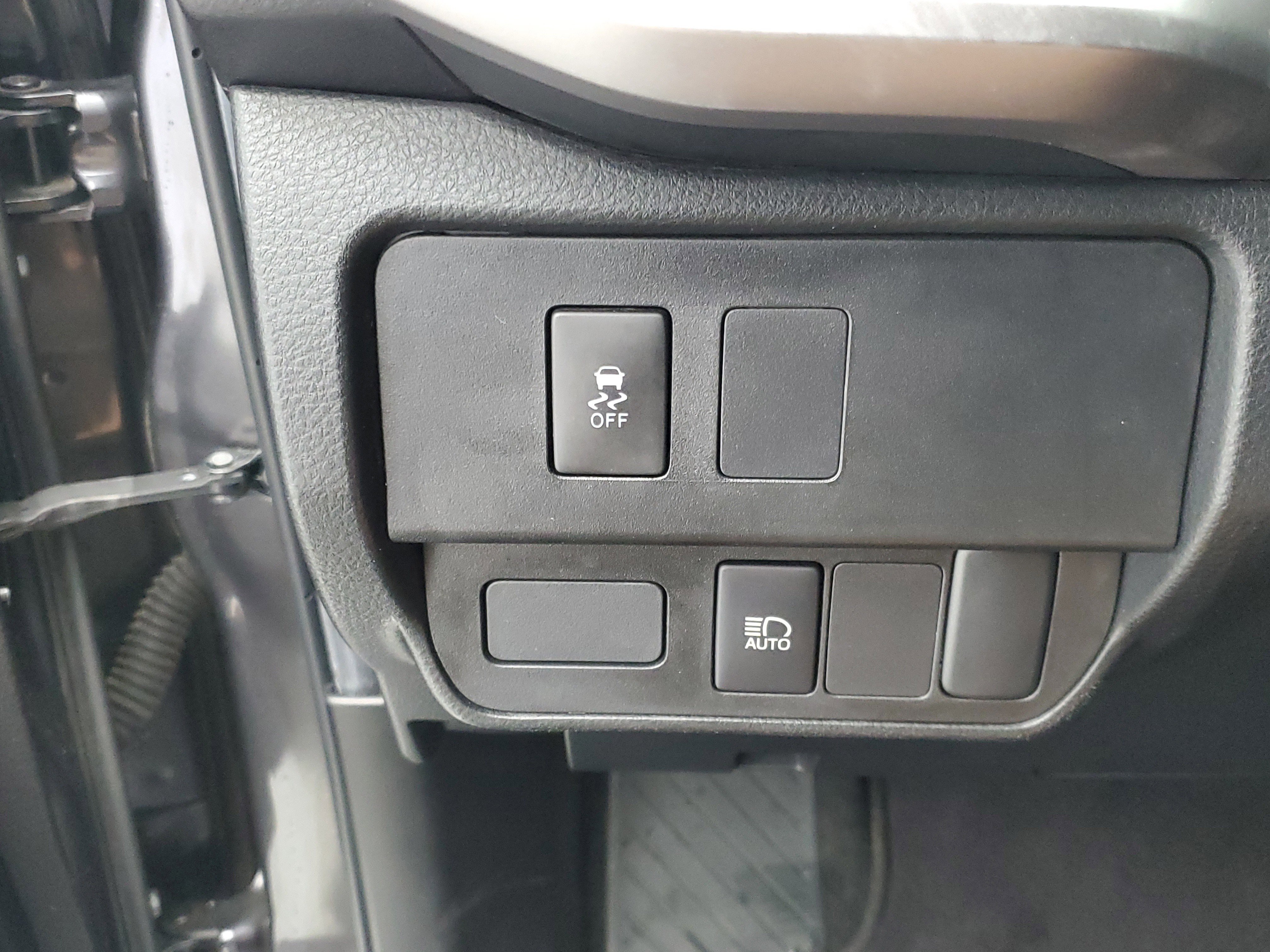 Used 2023 Magnetic Gray Metallic Toyota SR5 image 31