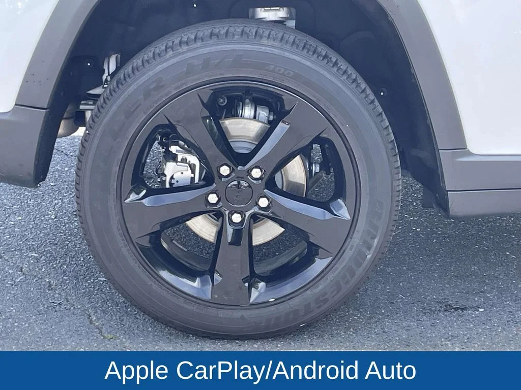 Used 2023 White Jeep Altitude X image 13