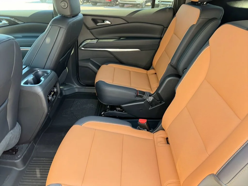 New 2027 Radiant Red Tintcoat Chevrolet Z71 image 17