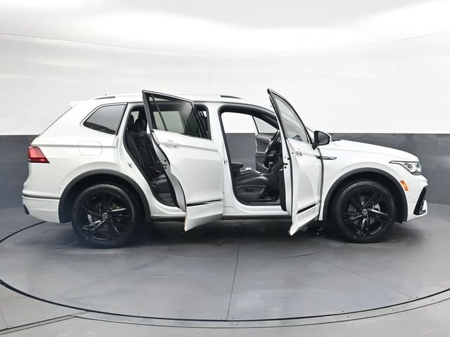 Used 2023 White Volkswagen 2.0T SEL R-Line image 37