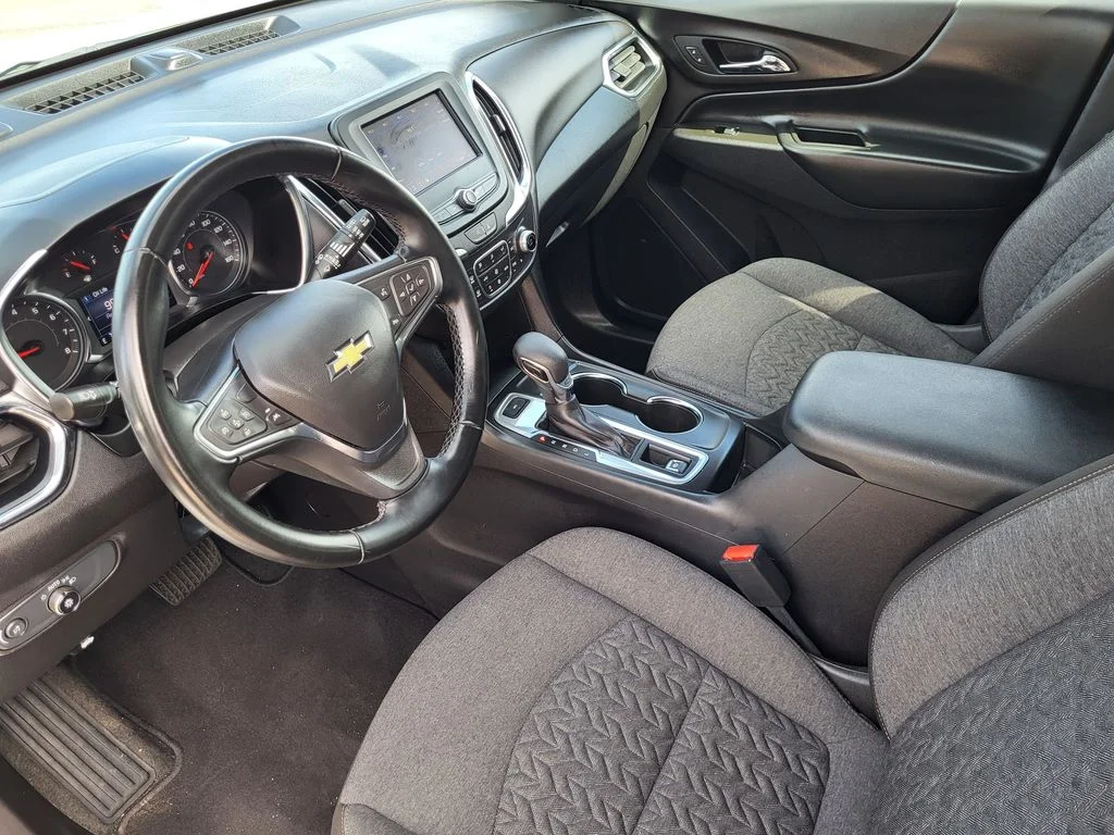 Used 2024 Summit White Chevrolet LT image 10