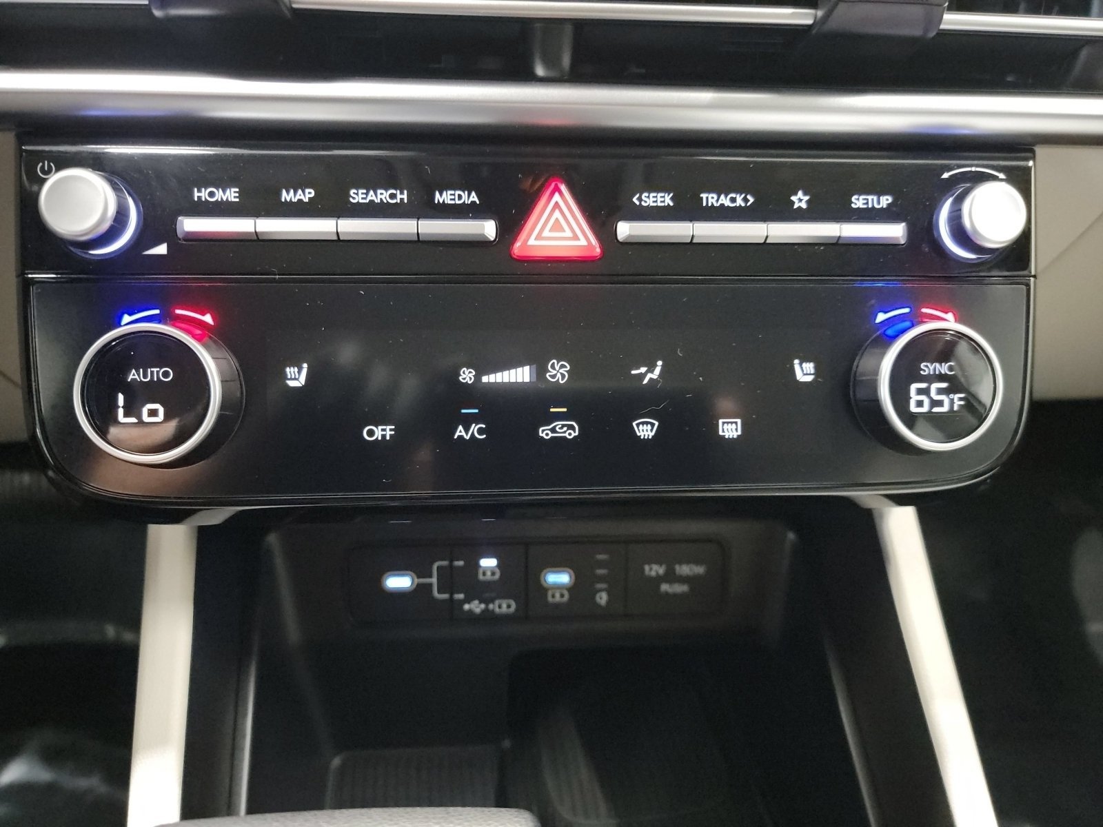 Used 2025 Shimmering Silver Hyundai SEL image 20