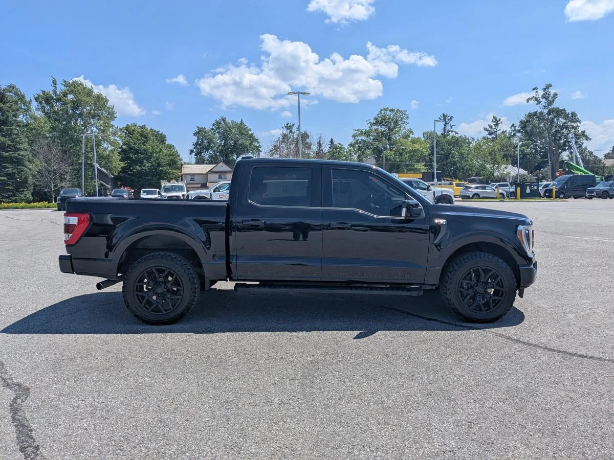 Used 2023 Black Ford Lariat 4wd Supercrew image 4