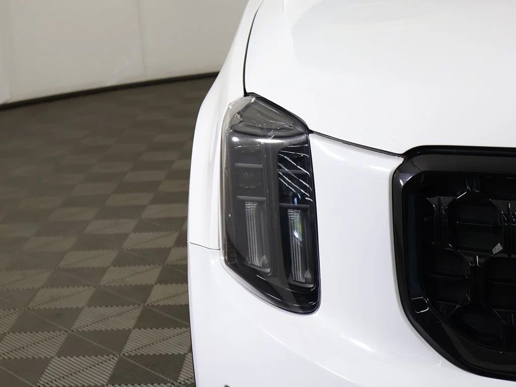 Used 2024 White Kia SX-Prestige X-Line image 18