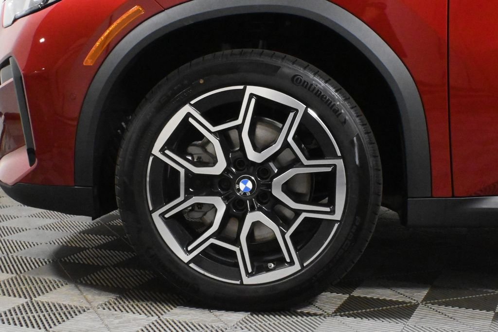 Used 2026 Red BMW xDrive28i image 12