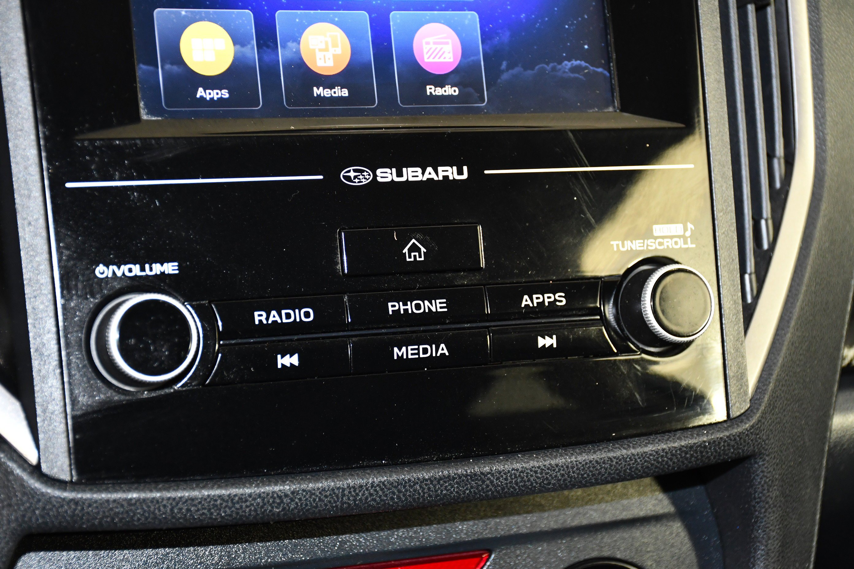 Used 2023 Crystal White Pearl Subaru Base image 29