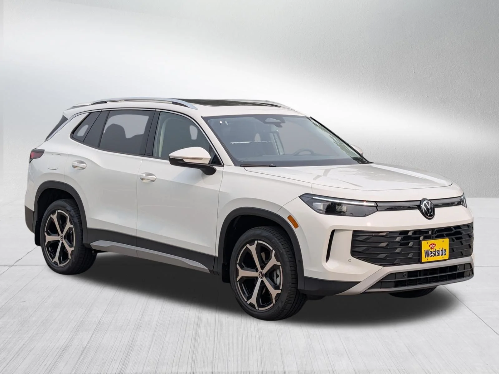 New 2026 Pure White Volkswagen SE image 2