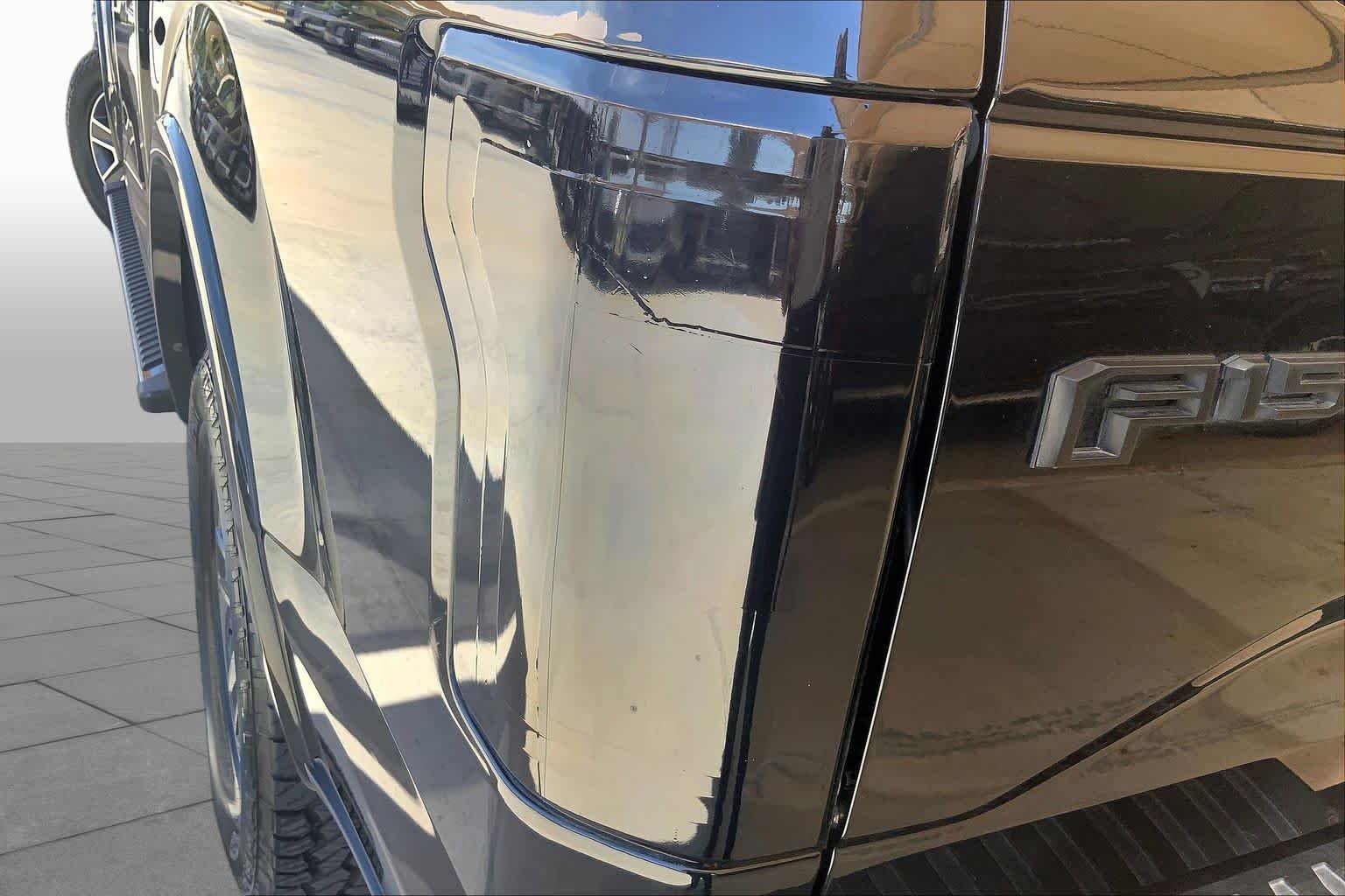 Used 2015 Tuxedo Black Metallic Ford XLT image 28