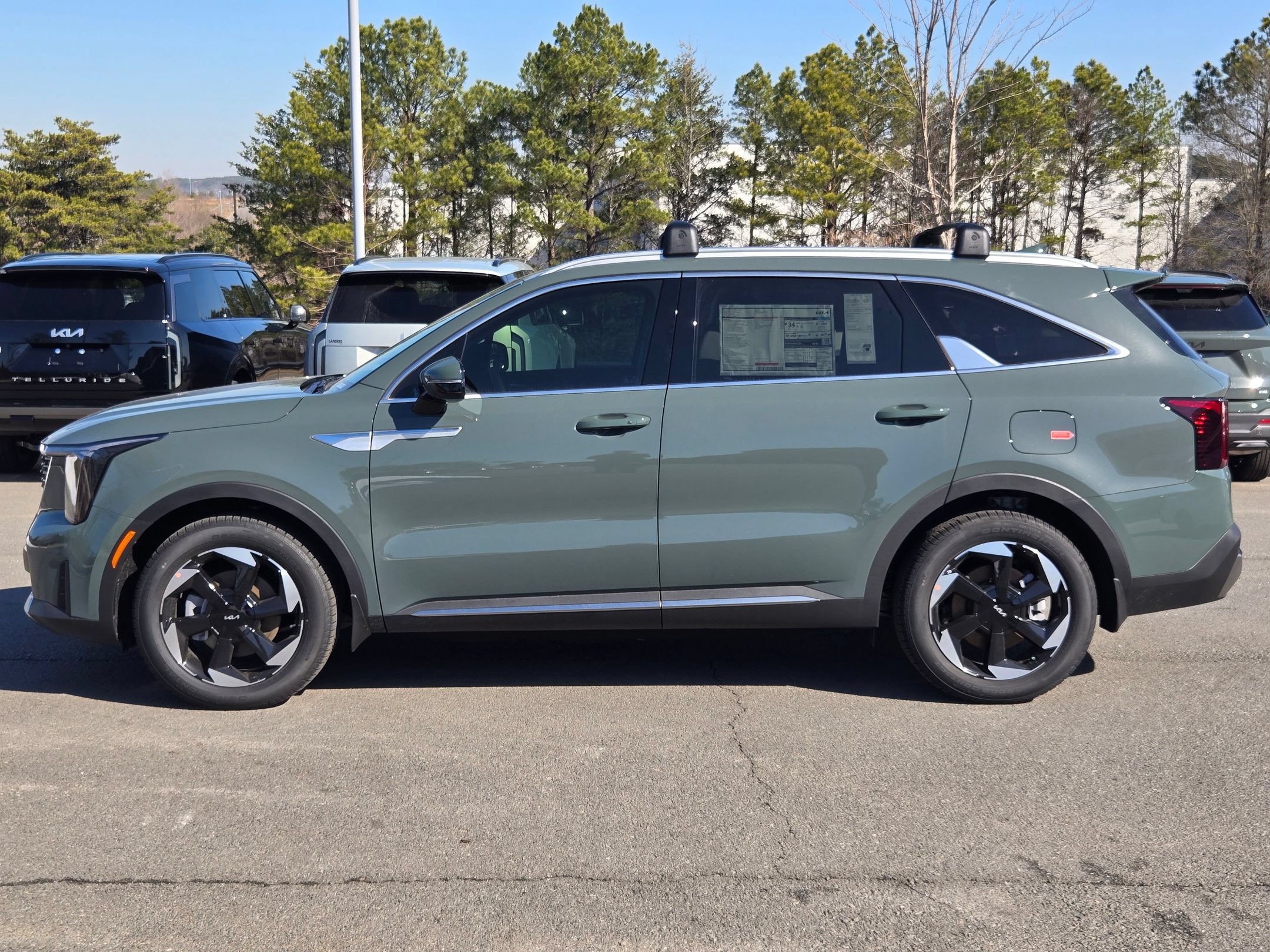 New 2026 Cityscape Green Kia EX image 4