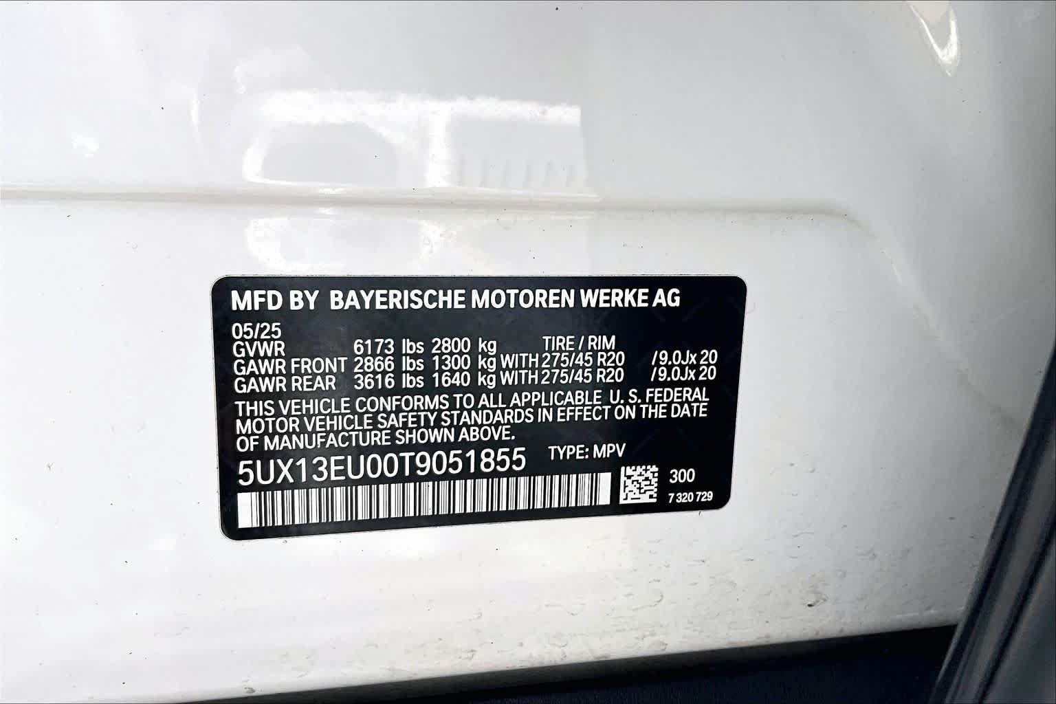 Used 2026 Alpine White BMW sDrive40i image 36