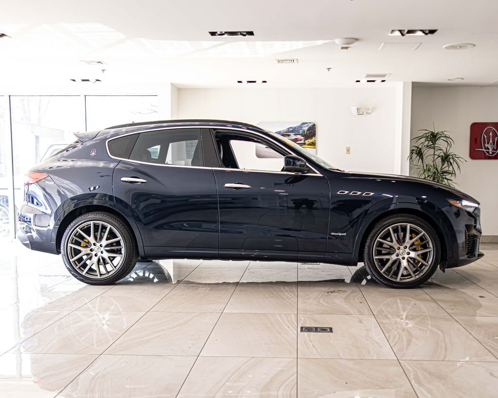Used 2019 White Maserati S GranSport image 9