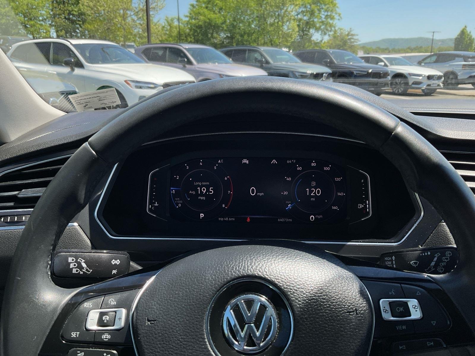 Used 2020 Deep Black Pearl Volkswagen SEL image 18