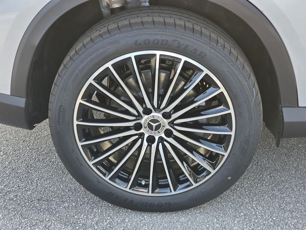 New 2026 Cirrus Silver Metallic Mercedes-Benz GLC 300 image 7
