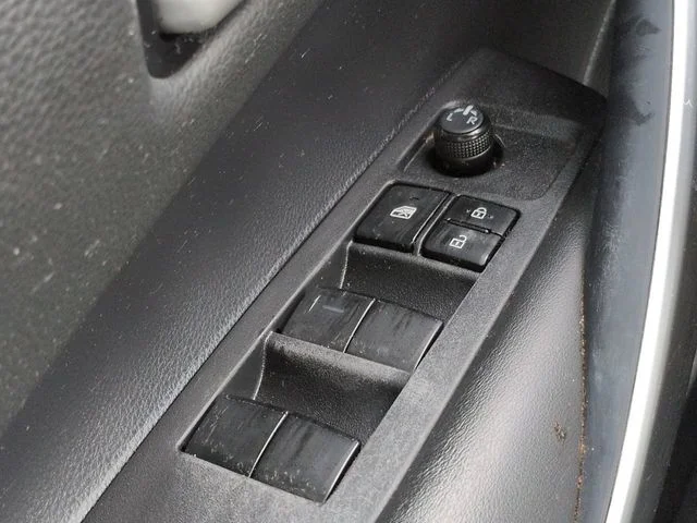 Certified Used 2021  Toyota SE image 21