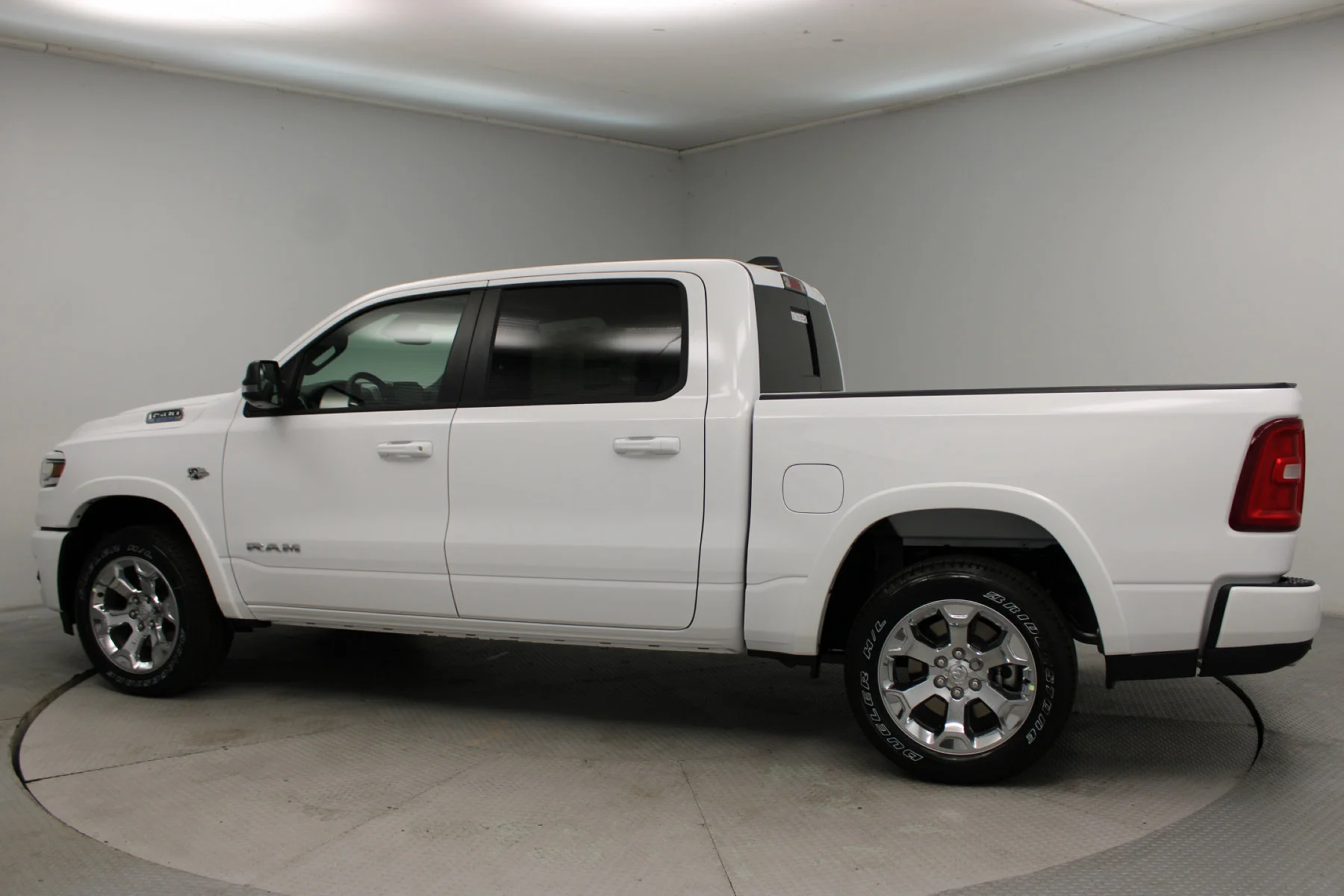 New 2026 Bright White Clear-Coat Exterior Paint RAM Big Horn 4x4 Crew Cab 5