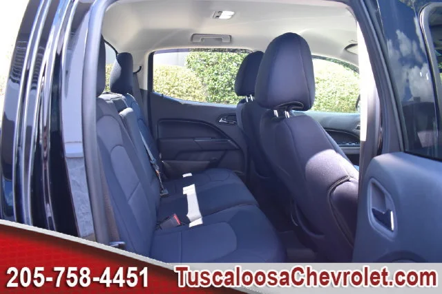 Used 2022 BLACK Chevrolet 4WD LT image 24